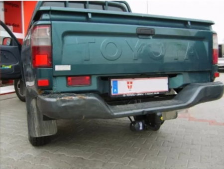 Carlig remorcare Toyota Hilux  cu treapta 1997-2004 marca Autohak [4]