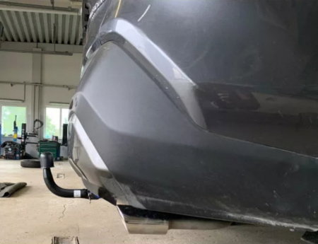 Toyota RAV 4 dupa 2019 carlig de remorcare demontabil automat vertical marca Autohak [6]