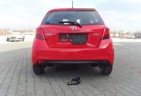 Toyota Yaris 3/5 usi dupa 2014 carlig de remorcare demontabil automat vertical marca Autohak [8]