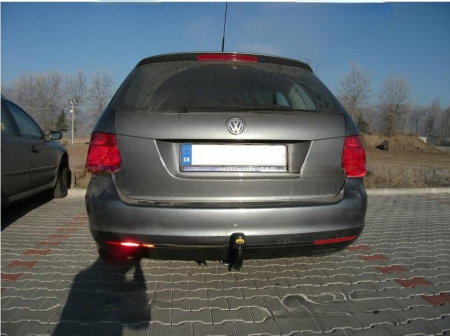 Carlig remorcare Vw Golf 5 Variant dupa 2007 marca Autohak [4]