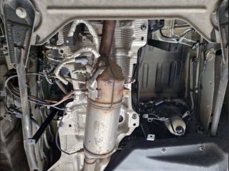 Scut Metalic Anti-Furt Catalizator Nissan NV300 (2022+) [6]