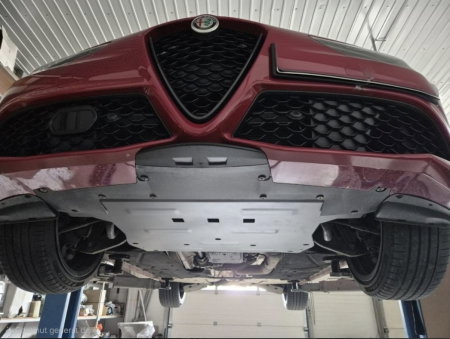 Scut motor metalic Alfa Romeo Giulia 2015 - prezent [5]