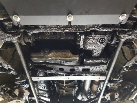 Scut motor oțel 3mm Ford Maverick 1993-1999 [7]