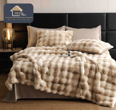 Lenjerie Pat Dublu 6 Piese, Super Pufoasă, din Blăniță Artificială de Iepure