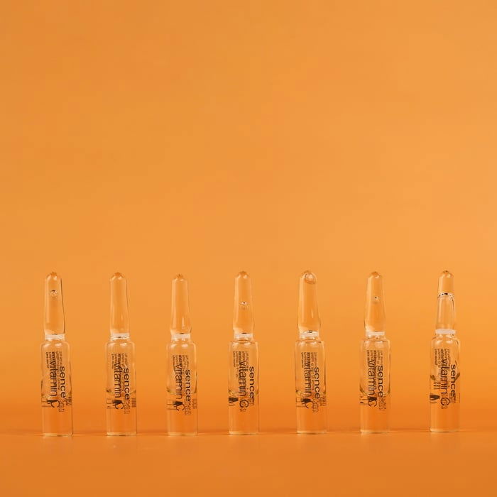 Ser antirid si hidratant cu Vitamina C, tratament cu 7 fiole, Sence [3]