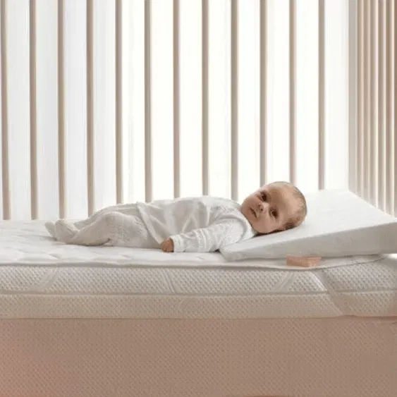 Oktató játékok - Perna plan inclinat pentru bebelusi anti-reflux 60x40 cm