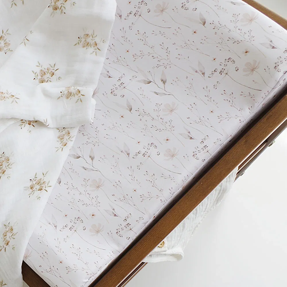 Oktató játékok - Saltea din spuma pentru masa de infasat din lemn, impermeabila cu margini de protectie, 70x40 cm Lunca by Woodies