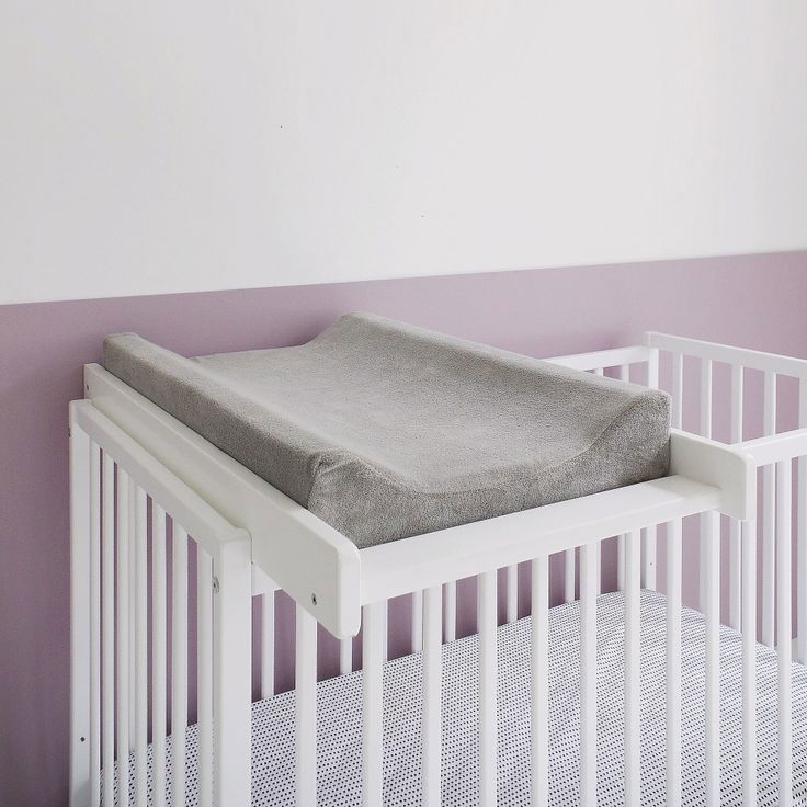 Oktató játékok - Masa de infasat din lemn, atasabila la patut bebe 120x60 si 140x70 cm, Alb, 86 x 51 x 7 cm, inclus Saltea din spuma, husa detasabila bumbac, Woodies, 40 x 70 cm