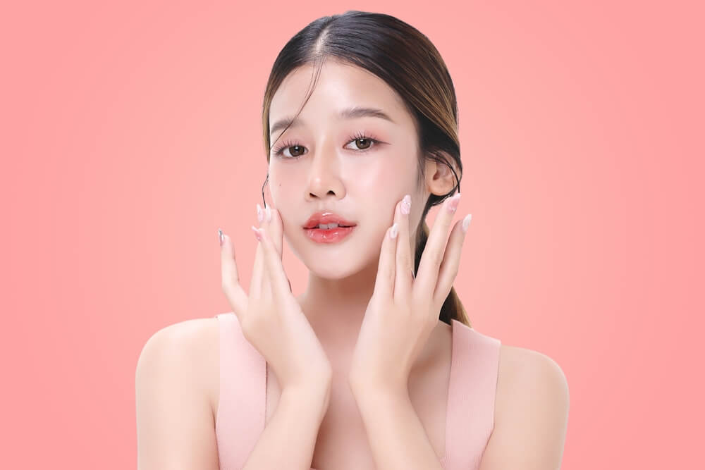 Pori dilatati? Tratamente, creme si produse pentru a rezolva problemele tenului cu pori dilatati