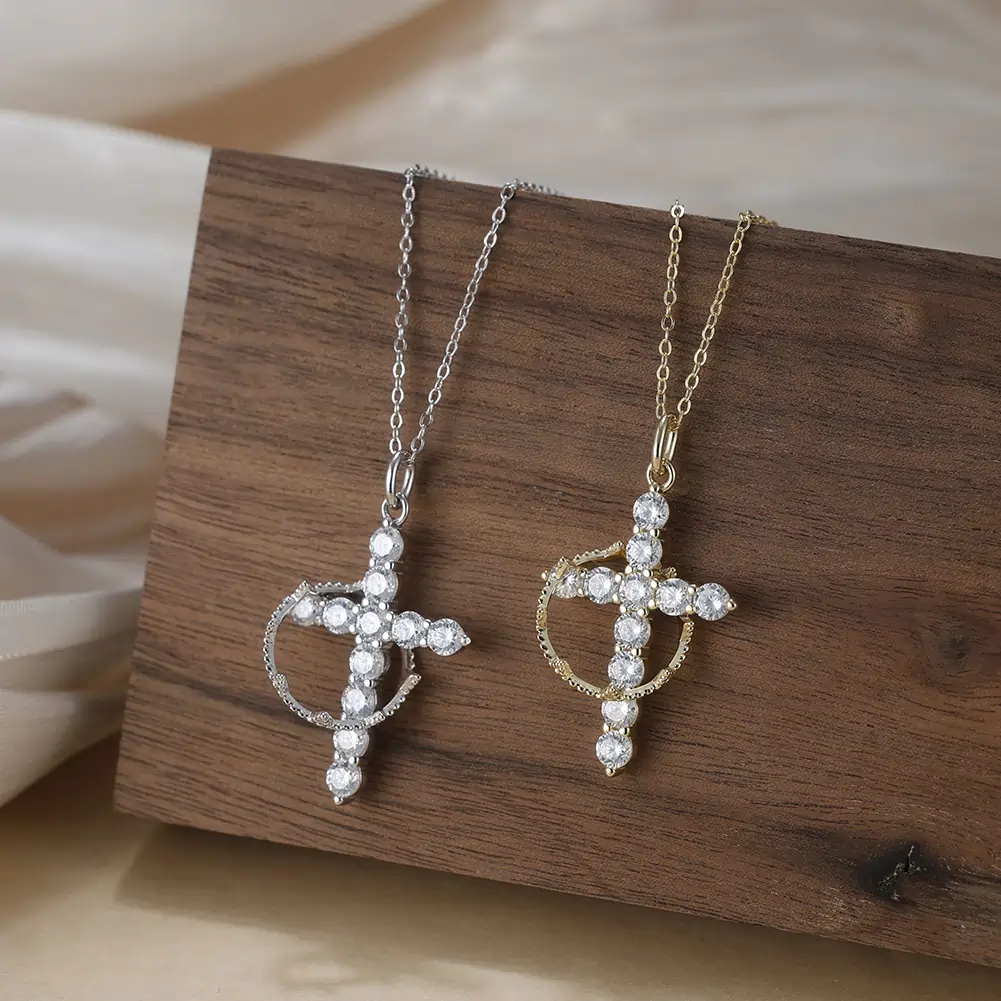 Colier din argint cu zirconiu Cross Crown Auriu [3]
