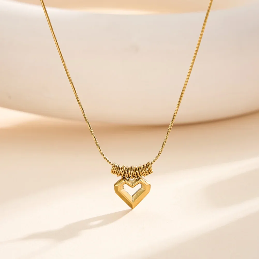 Colier Statement Open Heart Auriu [2]