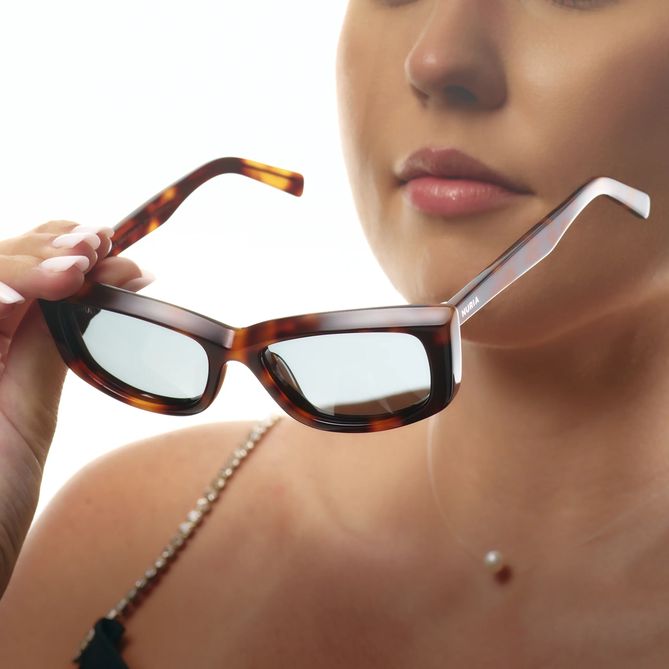 Ochelari de Soare NURIA cu Ramă Cat-Eye Nova Sable Umber Tortoise [5]