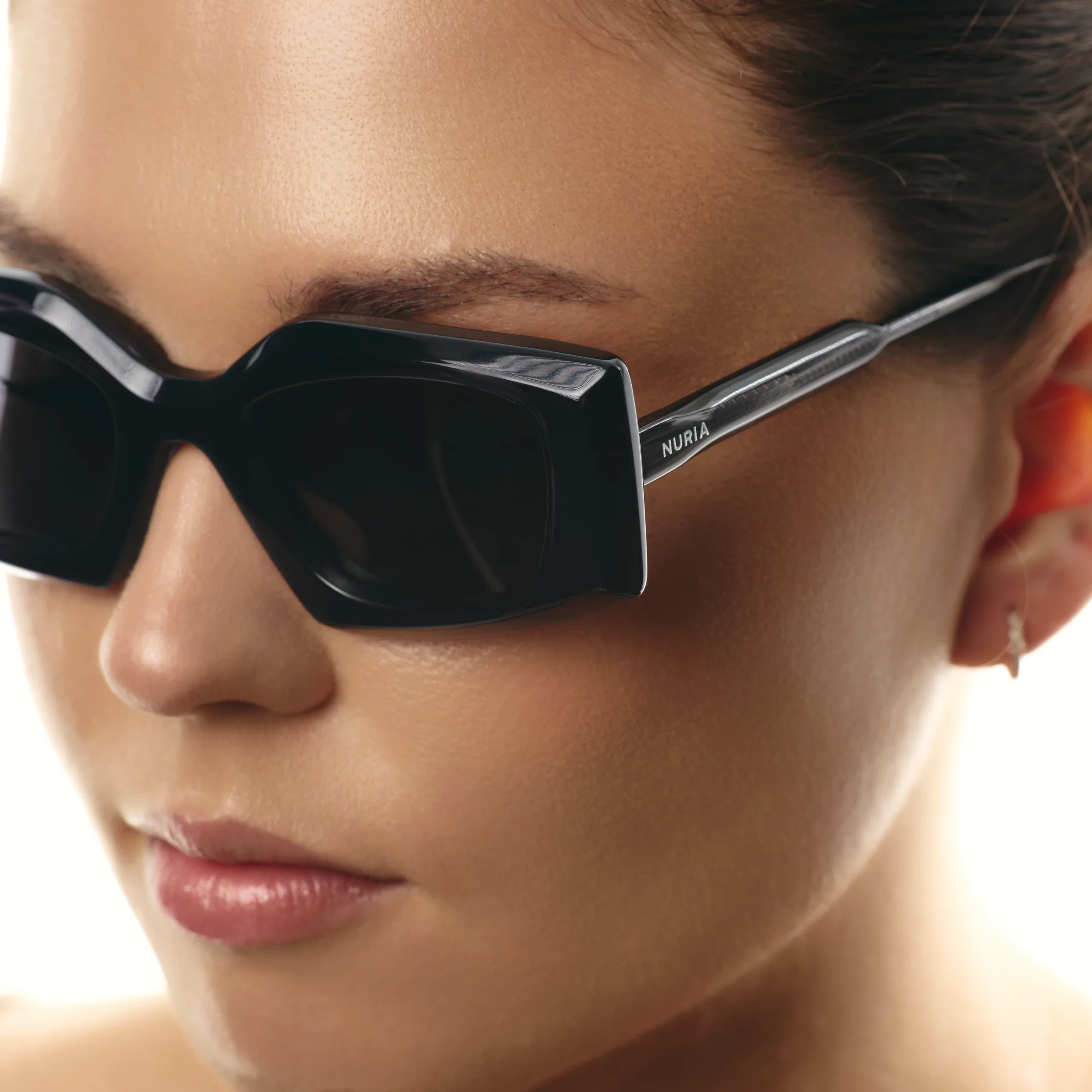Ochelari de Soare NURIA cu Ramă Dreptunghiulară Garnet Haze Graphite [5]
