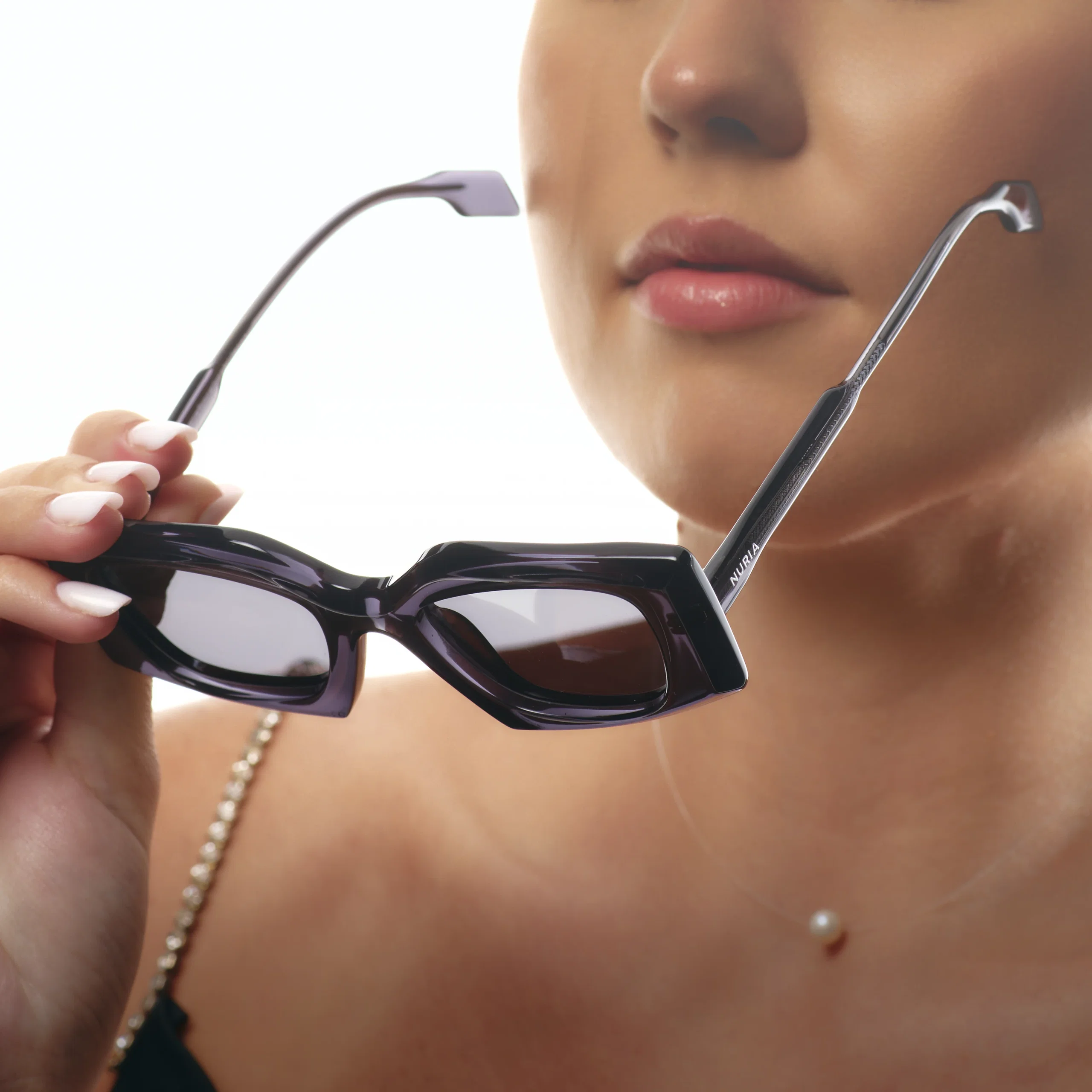 Ochelari de Soare NURIA cu Ramă Dreptunghiulară Garnet Haze Graphite [6]