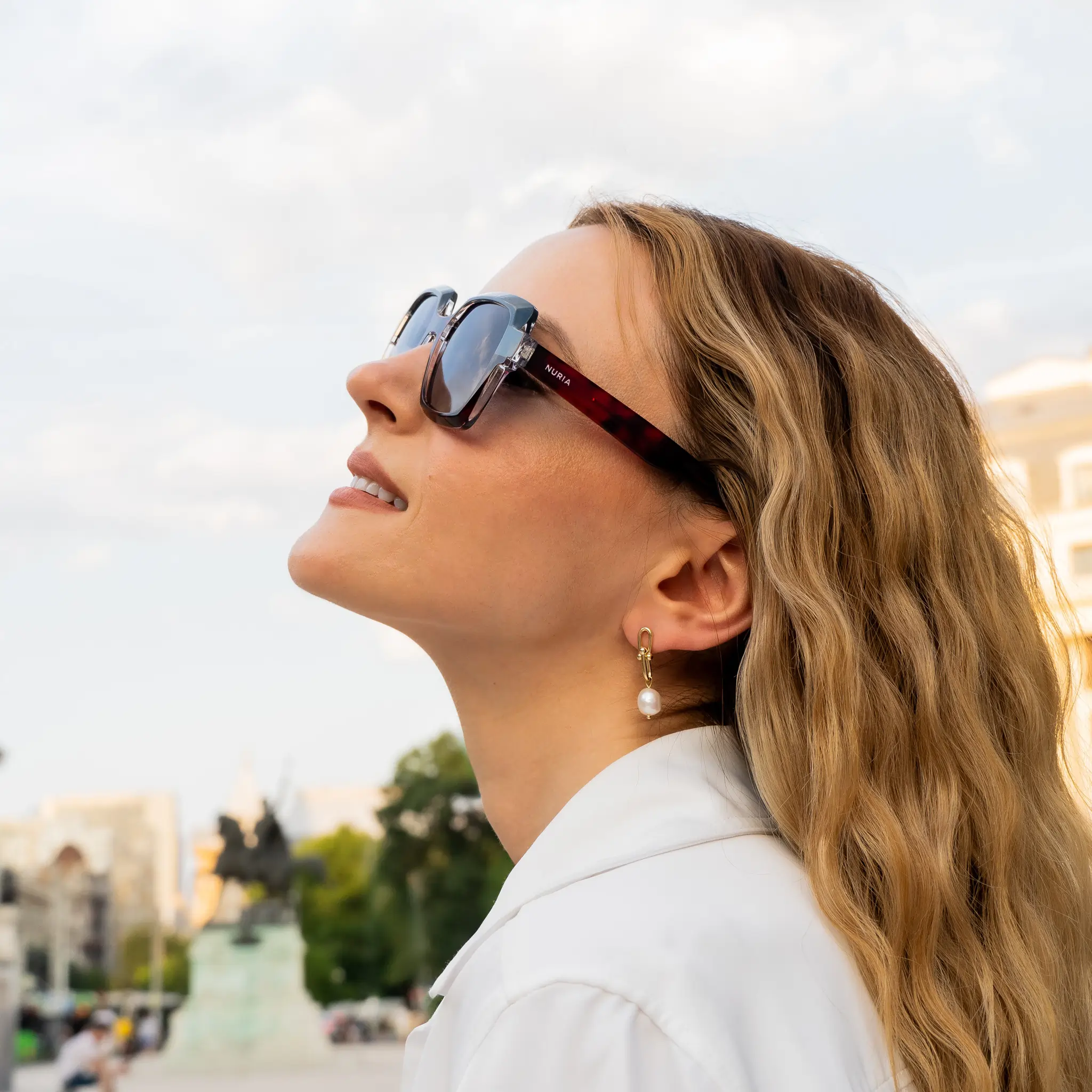 Ochelari de Soare NURIA cu Ramă Pătrată Midnight Aura Ruby Blue Tortoise [4]