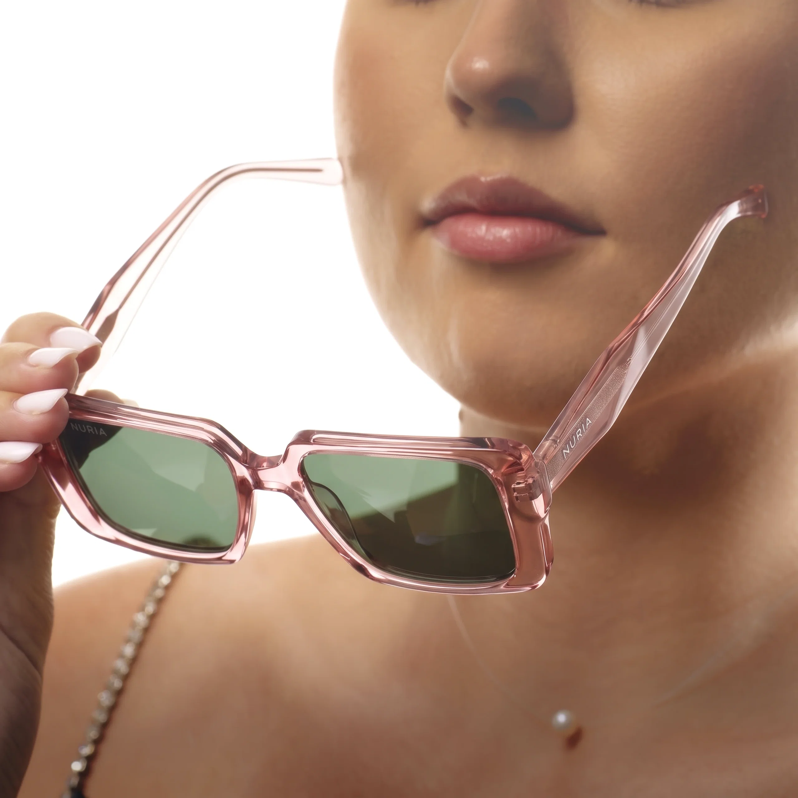 Ochelari de Soare NURIA cu Ramă Pătrată Velvet Mirage Blush Pink [6]