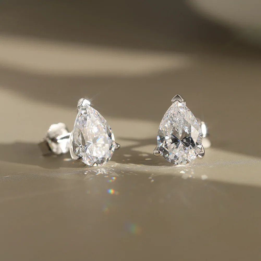 Cercei - Cercei din argint cu moissanite Pear Moissanite Argintiu