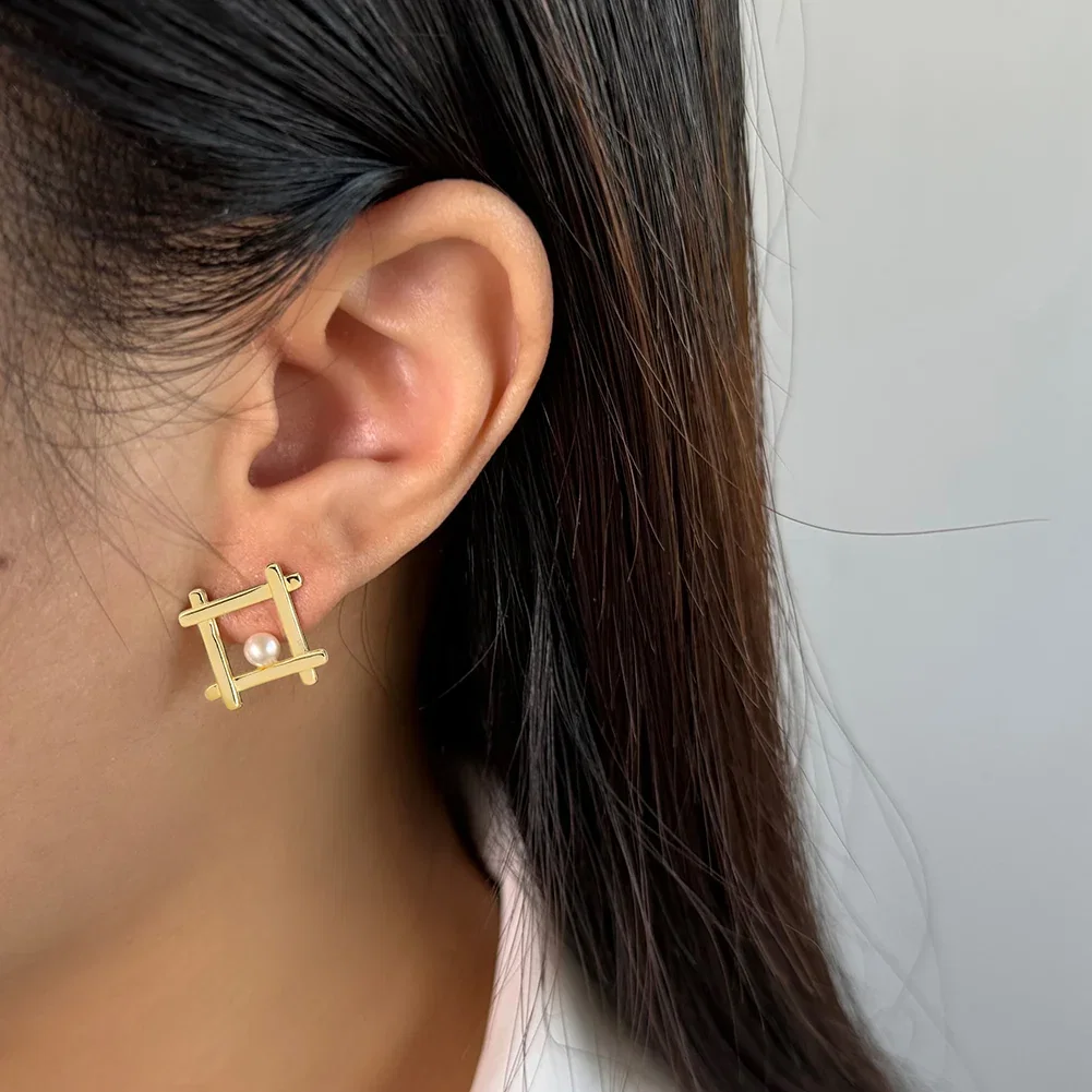 Cercei Din Argint - Cercei din Argint cu Perle Naturale de Cultură Geometric Stud Gold