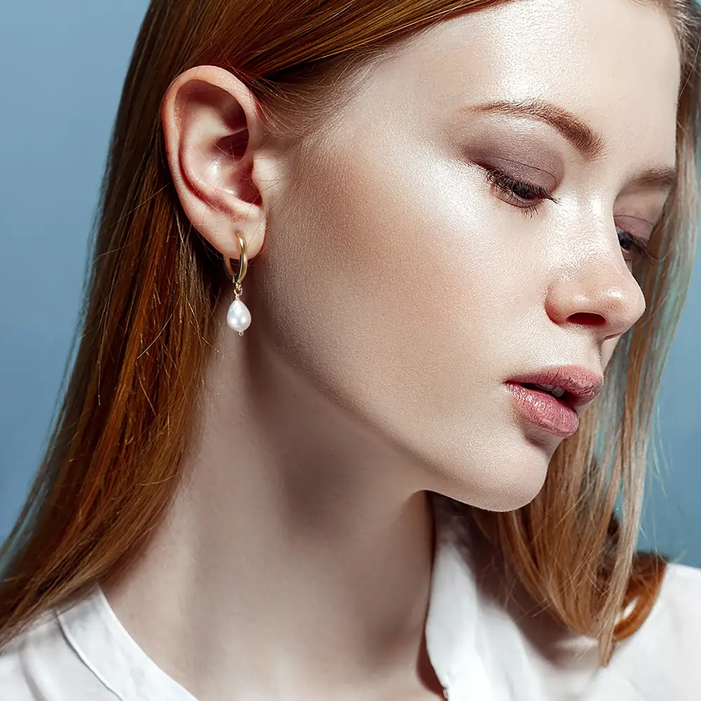 Cercei - Cercei din Argint cu Perle Naturale de Cultură Huggie Earrings Gold