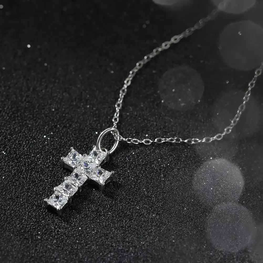 Coliere din argint - Colier din argint cu zirconiu Cross Crystal Argintiu