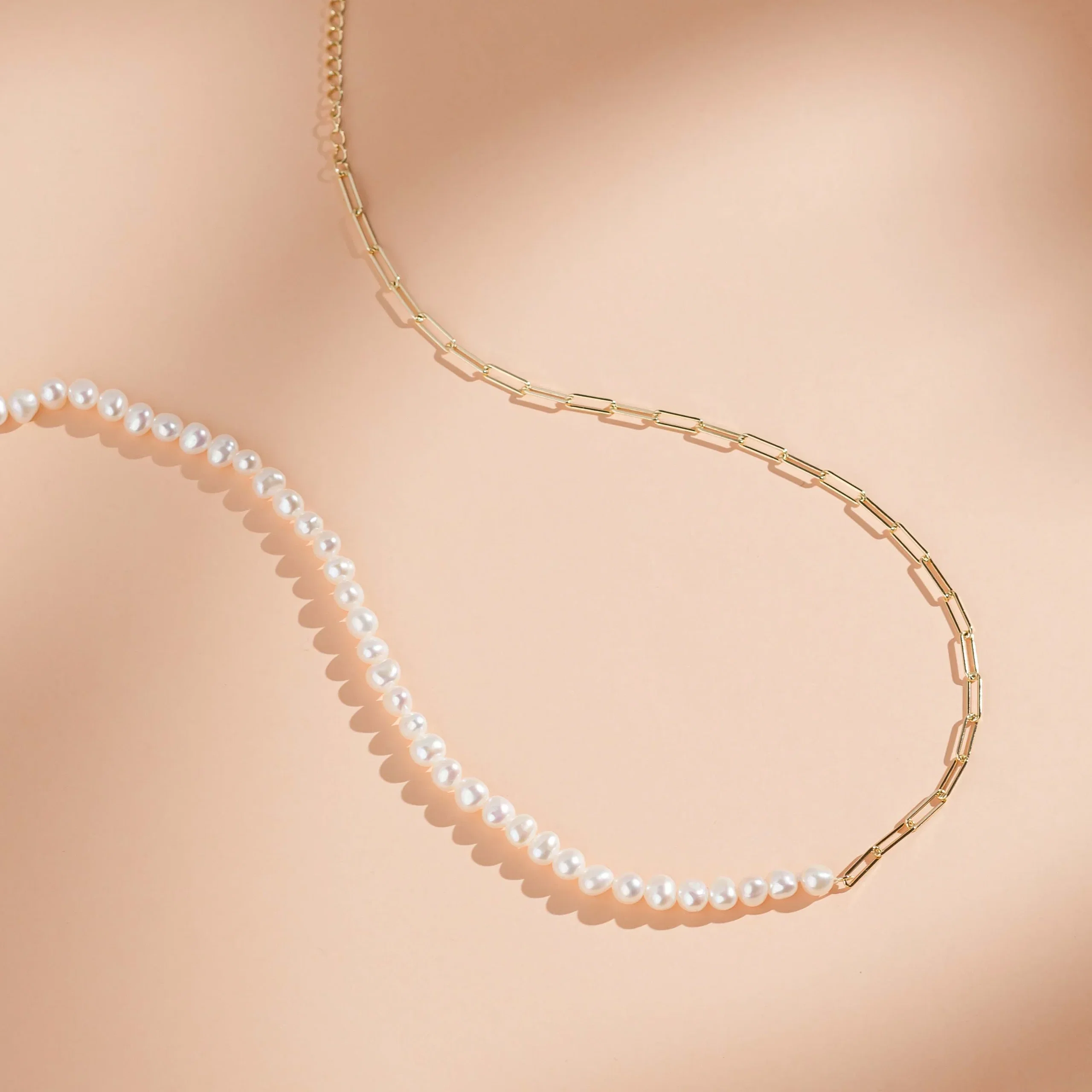 Coliere Din Argint - Colier paperclip din argint cu perle naturale de cultură gold Raw Collection