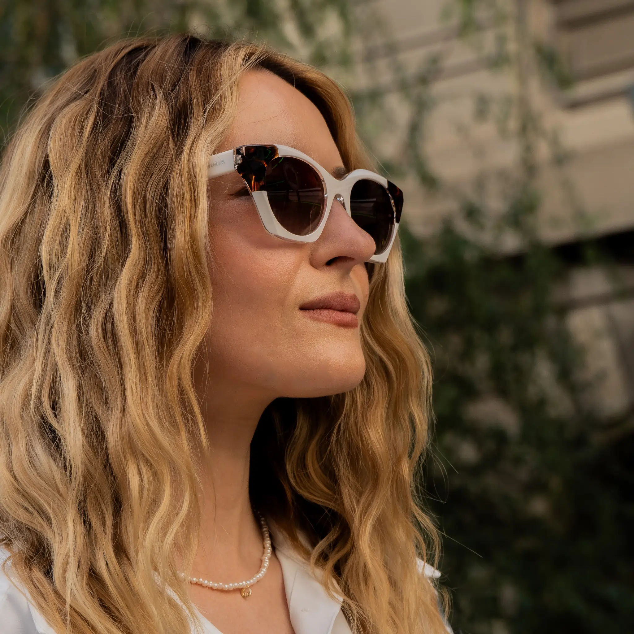 Ochelari Femei - Ochelari de Soare NURIA cu Ramă Cat-Eye Eclipse Elegance Beige Tortoise