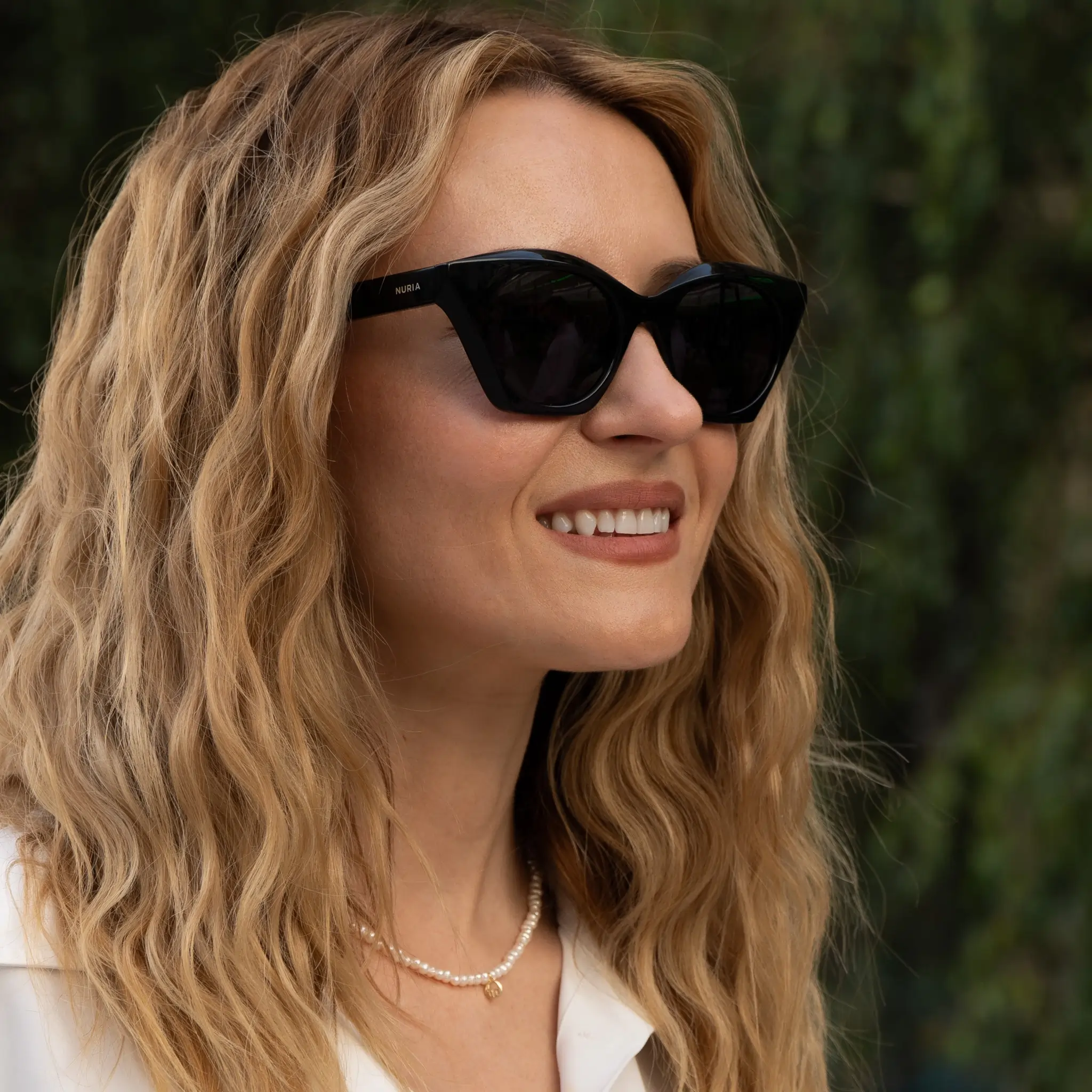 Ochelari de Soare - Ochelari de Soare NURIA cu Ramă Cat-Eye Eclipse Elegance Black