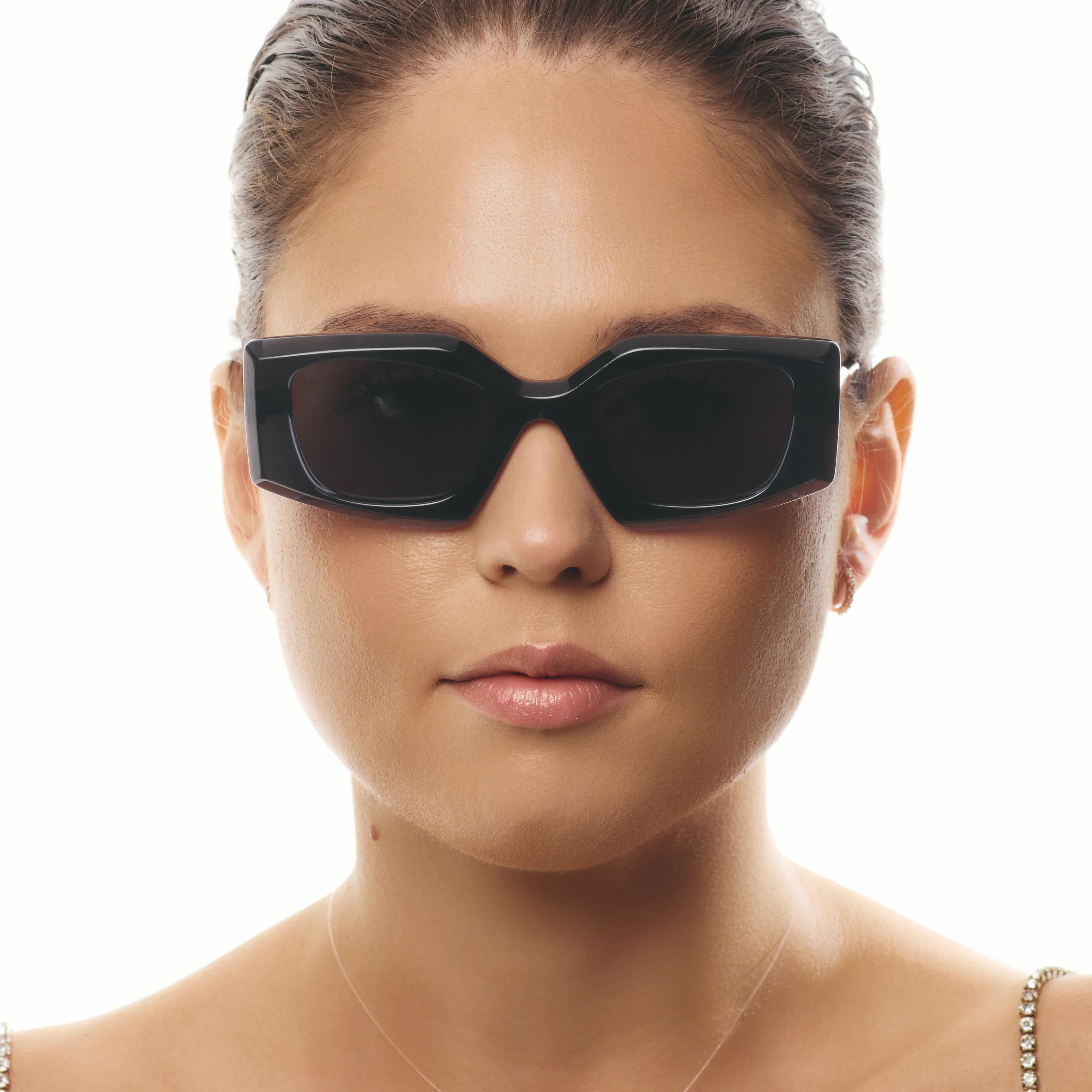 Ochelari de soare pentru femei - Ochelari de Soare NURIA cu Ramă Dreptunghiulară Garnet Haze Graphite