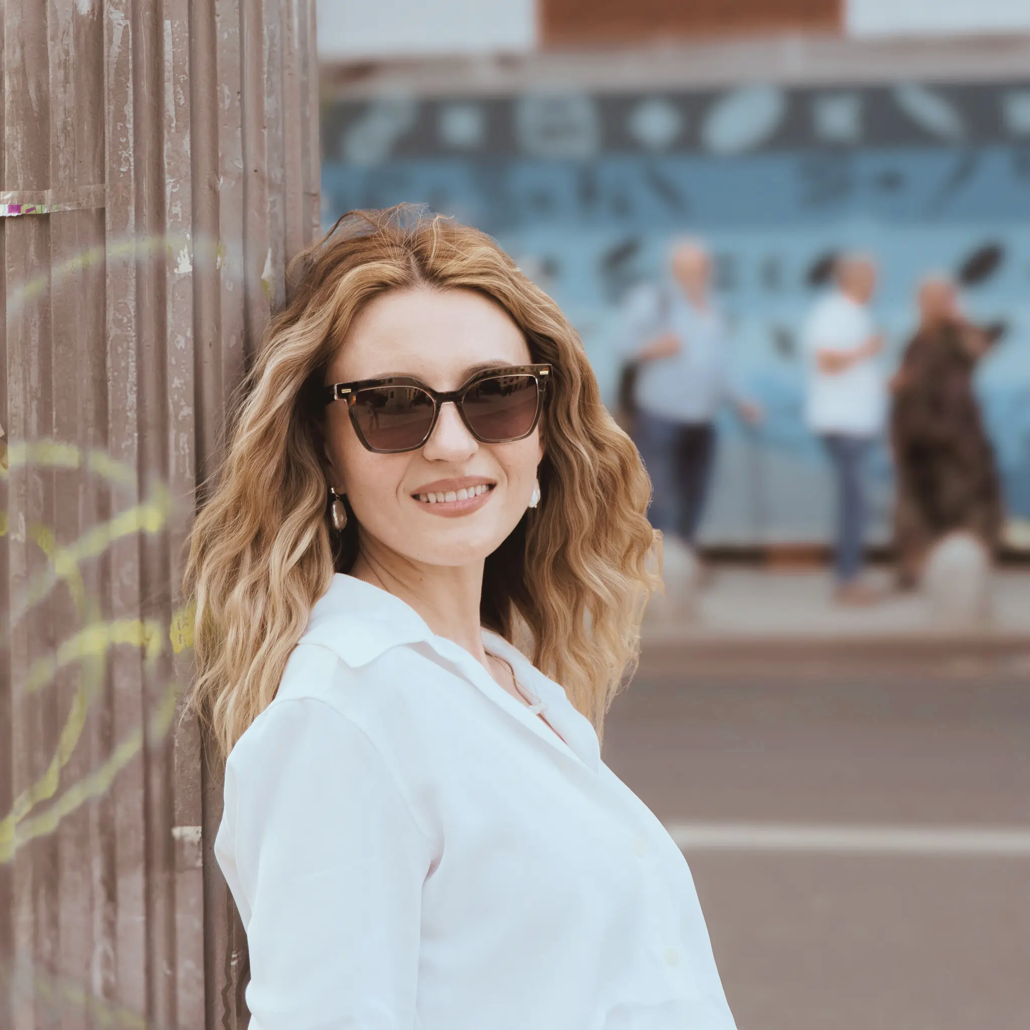 Ochelari Femei - Ochelari de Soare NURIA cu Ramă Dreptunghiulară Spectra Prism Olive Tortoise