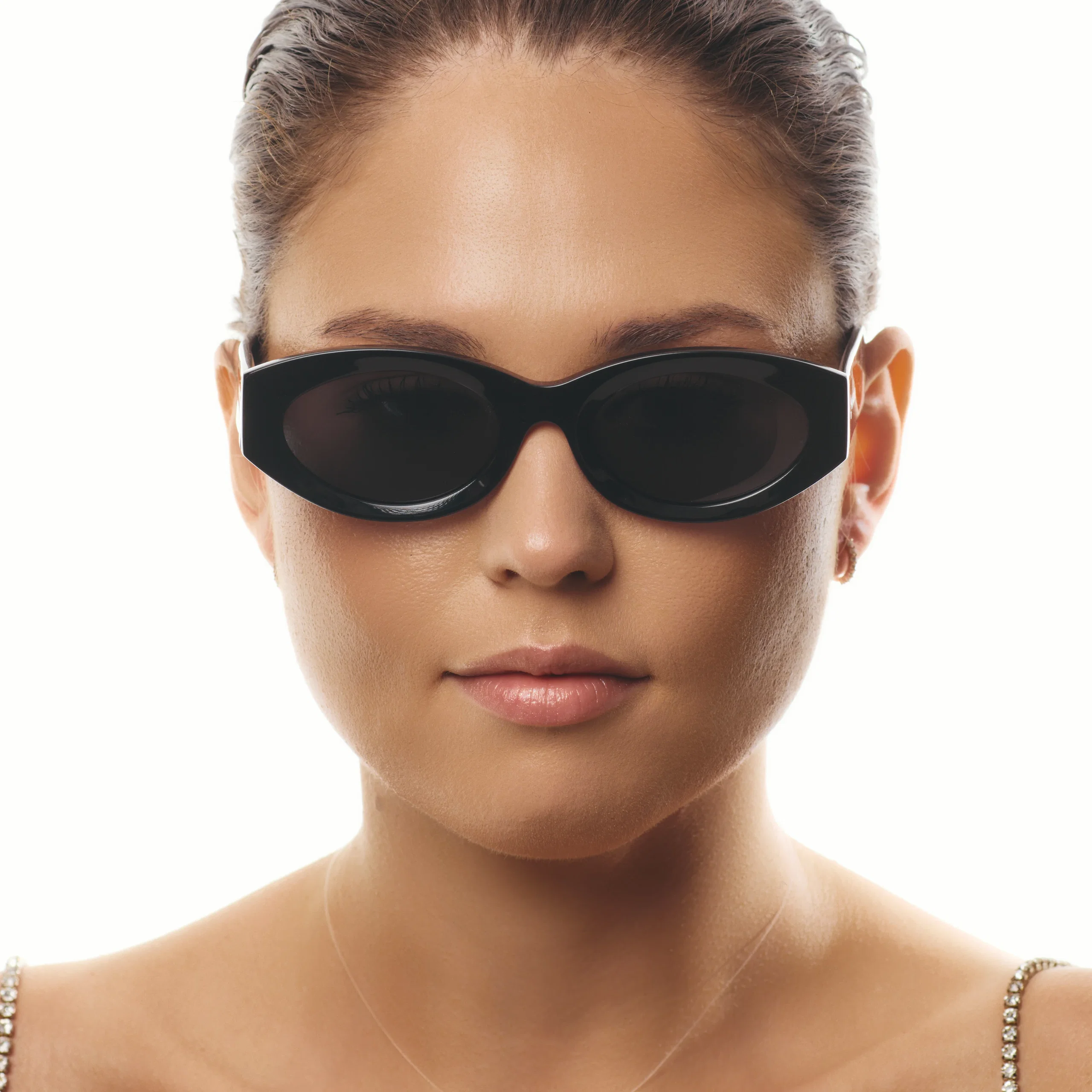Ochelari de soare pentru femei - Ochelari de Soare NURIA cu Ramă Ovală Ivy Clasp Black