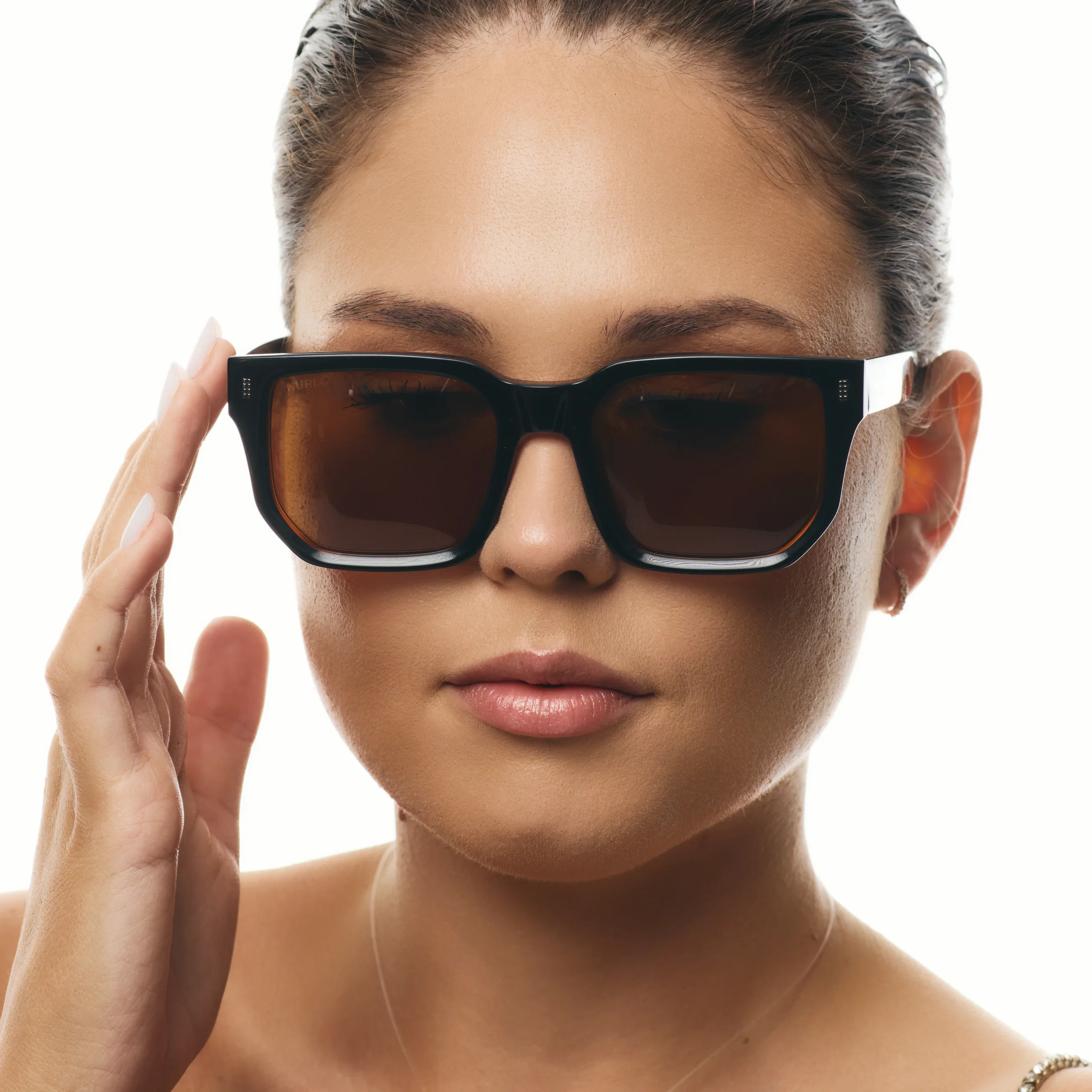Ochelari de soare pentru femei - Ochelari de Soare NURIA cu Ramă Pătrată Sienna Vale Ebony Tortoise