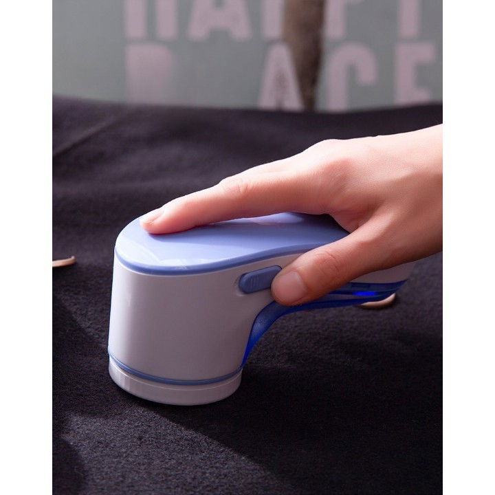 Aparat pentru curatat scame, par si praf, pentru diferite tipuri de material, cu lame din otel inoxidabil, incarcare prin usb type-c, cu perie de curatare si cablu usb incluse, albastru, 15 x 7 cm [5]