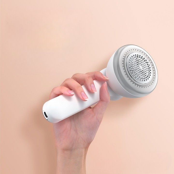 Aparat pentru curatat scame, par si praf, pentru diferite tipuri de material, cu lame din otel inoxidabil, incarcare prin usb type-c, cu perie de curatare si cablu usb incluse, alb, 20 x 8.8 x 8.5 cm [2]