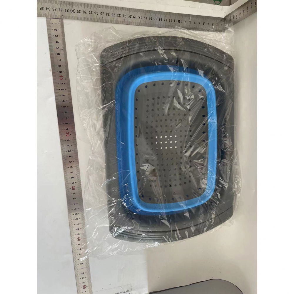 Cos de scurgere retractabil pentru chiuveta, cu filtru, pentru fructe si legume, de uz casnic, 39x12 cm, design extensibil pana la 61 cm, cu manere de prindere, albastru [2]