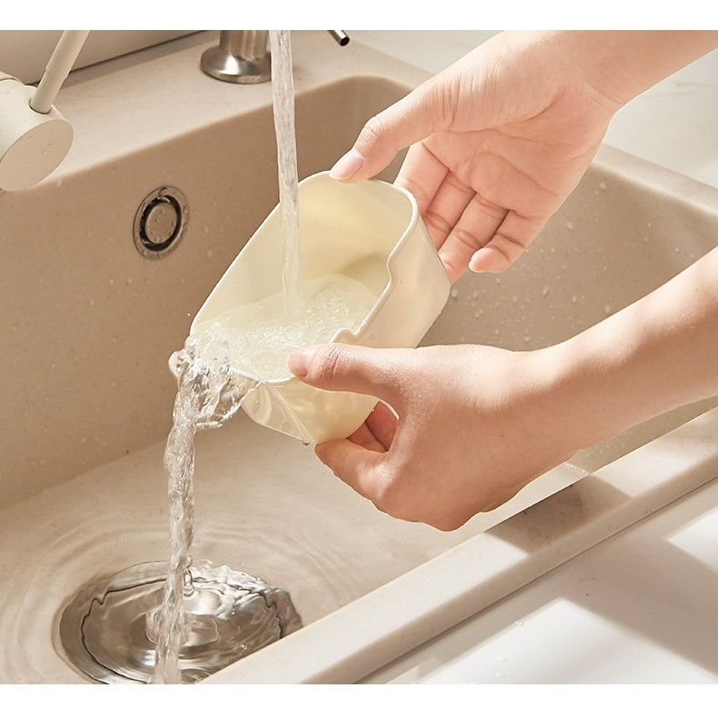 Cutie alimentara multifunctionala, pentru condimente, gustari,  inchidere etans, cu capac si maner, 8 compartimente, 32 x 8 x 25 cm, alb [2]