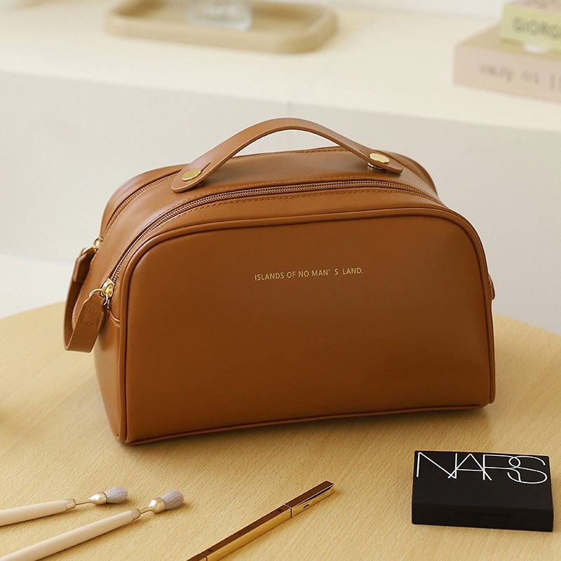 Geanta cosmetice pentru femei  material poliuretan, 25 x 14.5 x 14.5 cm, impermeabila, maro [6]