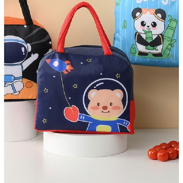 Geanta termoizolanta pentru copii, 23x13x19 cm, model imprimeu ursulet astronaut, din folie de aluminiu si panza oxford, albastru/rosu [4]