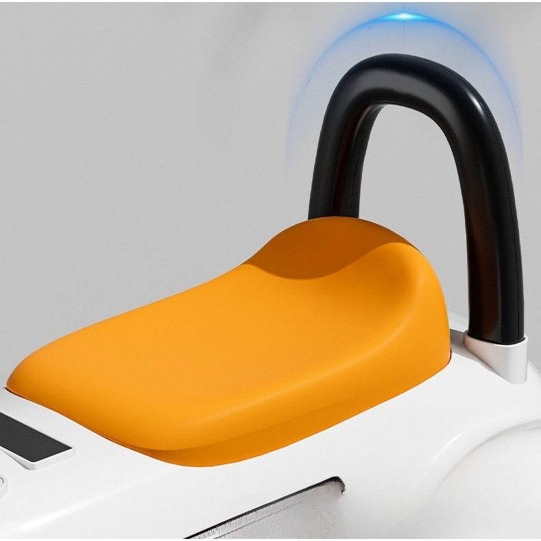 Masinuta electrica  model de epoca, cu acumulator, sistem anti-rasturnare, sistem de lumini si sunet, 1-5 ani, 75 x 36 x 45 cm, alb [4]