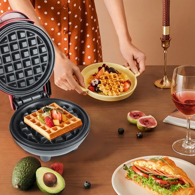 Mini aparat de vafe, multifunctional, pentru casa si calatorii, compact, usor de transportat si depozitat, 18x14.5x9.3 cm, rosu [3]