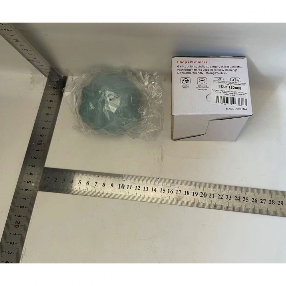 Presa manuala pentru usturoi, model usturoi, 7 x 7.5 cm, din plastic, albastru deschis [2]