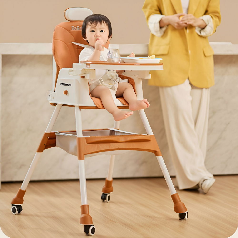 Scaun de masa pentru bebelusi si copii  cu roti, cu tetiera, telescopic, pliabil, masuta reglabila, suport picioare, scaun cu invelis piele artificiala, centura siguranta, spatiu depozitare, 97 x 73 x 65 cm, maro [8]