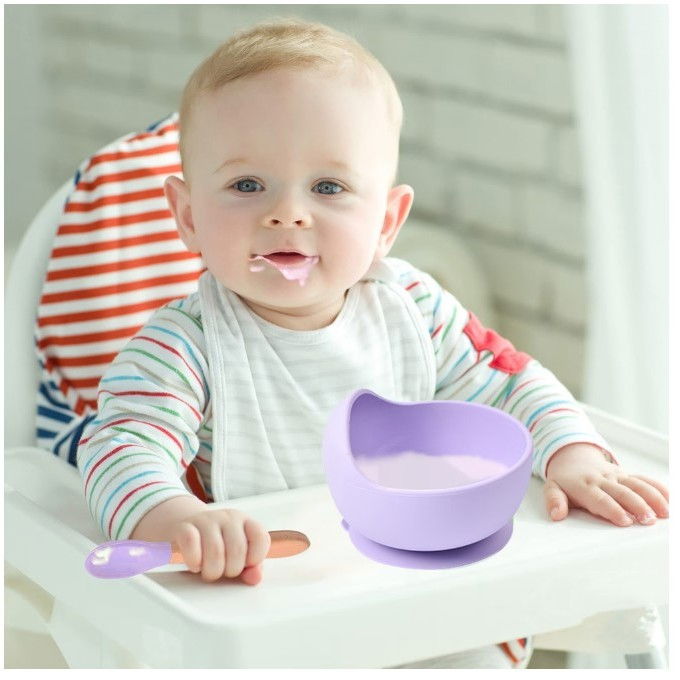 Set 10 piese diversificare bebelusi si copii din silicon  baveta, farfurie compartimentata cu ventuza, bol cu ventuza, tacamuri din lemn si silicon, cana pentru gustari, fara alergeni, mov [3]
