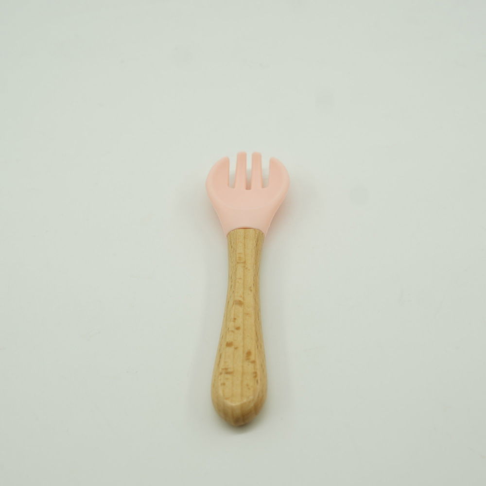 Set 8 piese diversificare bebelusi si copii din silicon  baveta, farfurie compartimentata cu ventuza, bol cu ventuza, tacamuri din lemn si silicon, cana pentru gustari, fara alergeni, roz [5]