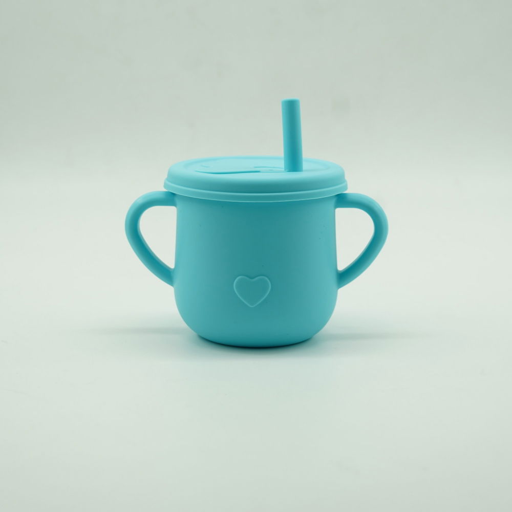 Set 8 piese diversificare bebelusi si copii din silicon  baveta, farfurie compartimentata cu ventuza, bol cu ventuza, tacamuri din lemn si silicon, cana pentru gustari, fara alergeni, albastru [3]