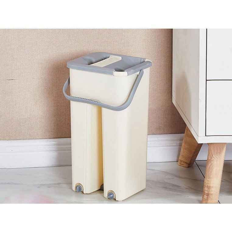 Set de curatenie mop si galeata, galeata 6 l, 2 rezerve microfibra incluse, design modern, pentru interior, material plastic, peri sintetici, plat, cu storcere, bej [2]