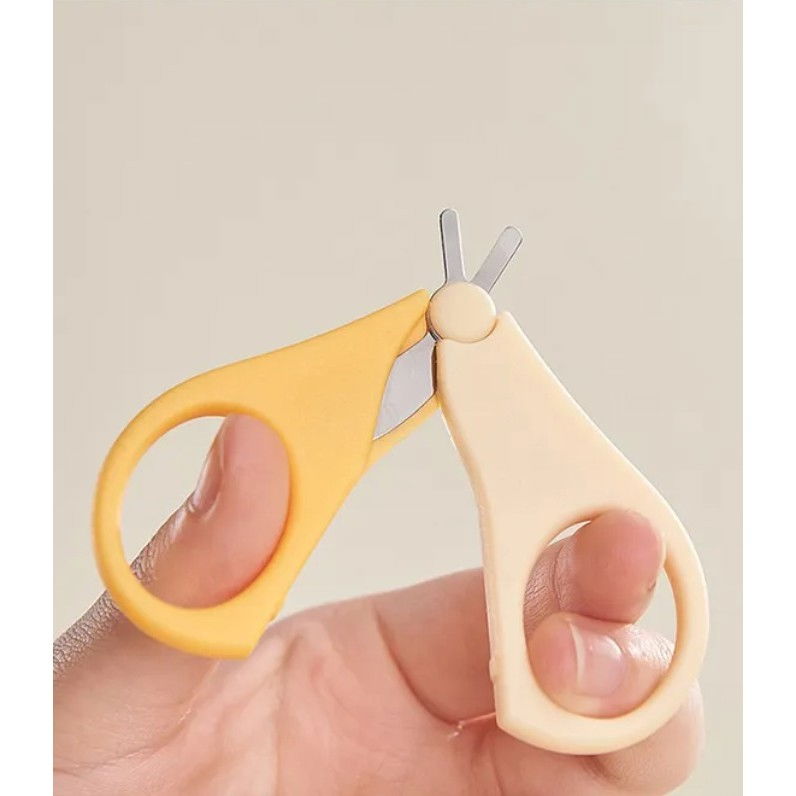 Set ingrijire unghii pentru bebelusi, cutie de depozitare in forma de ursulet, 10 x 9.5 cm, galben [7]