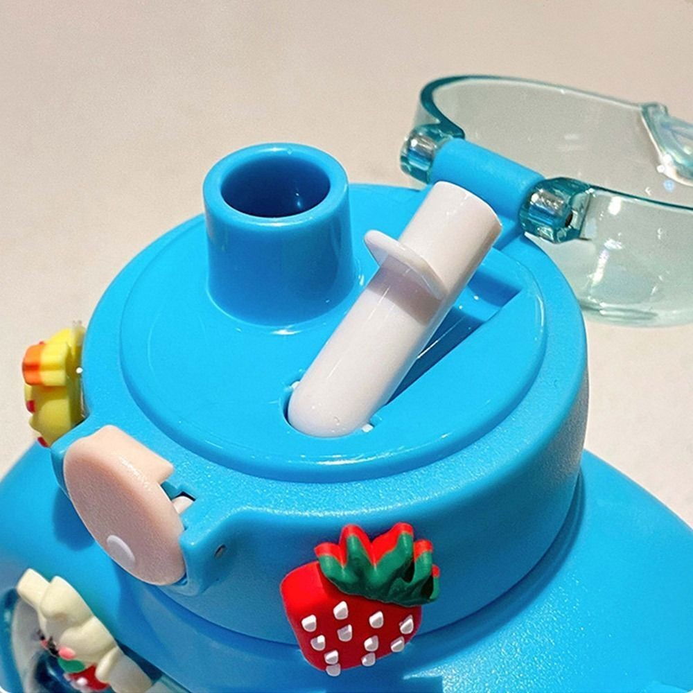 Sticla cu pai pentru copii, model ursulet, gradata, stickere aplicate, curea reglabila, din plastic rezistent la cadere, 1l, albastru, 20 x 13 cm [6]