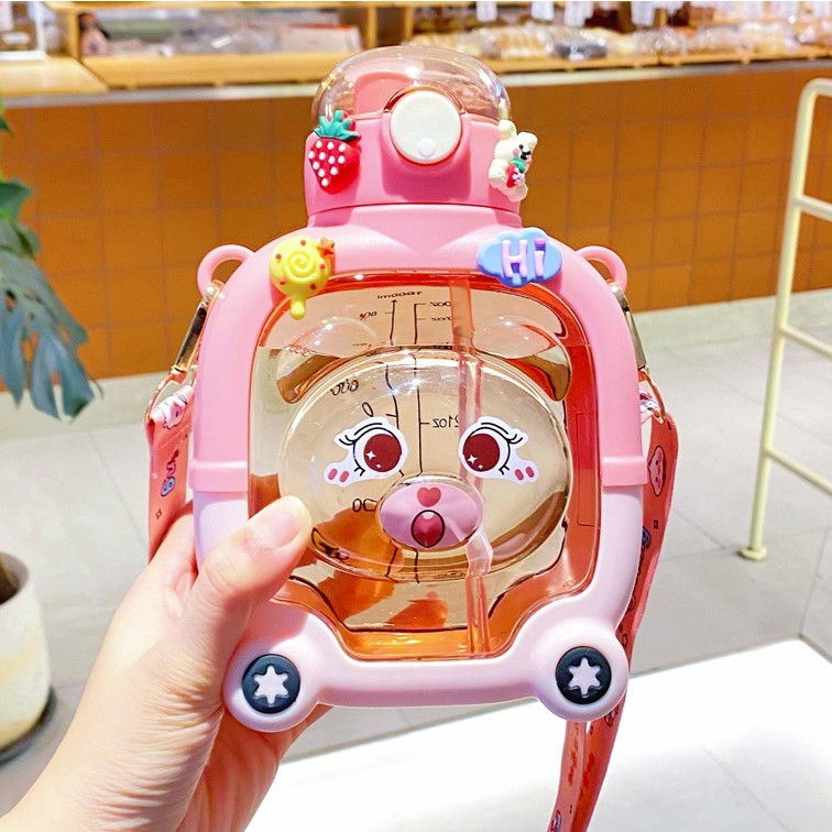 Sticla cu pai pentru copii, model ursulet, gradata, stickere aplicate, curea reglabila, din plastic rezistent la cadere, 1l, roz, 20 x 13 cm [4]