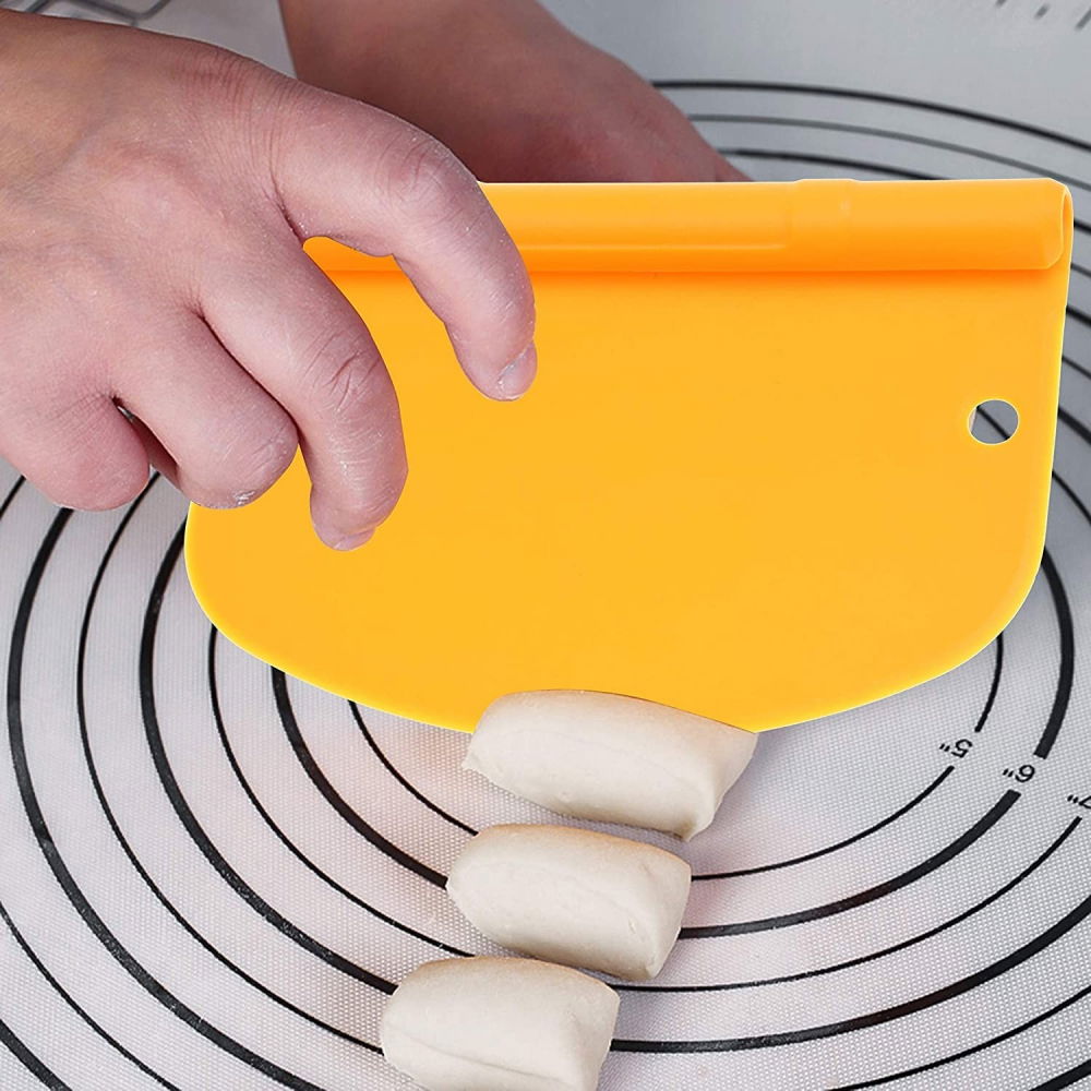 Taietor aluat 15 x 10.5 cm  2 in 1, lama otel inoxidabil, maner din abs, gradat, paleta plastic, galben [5]