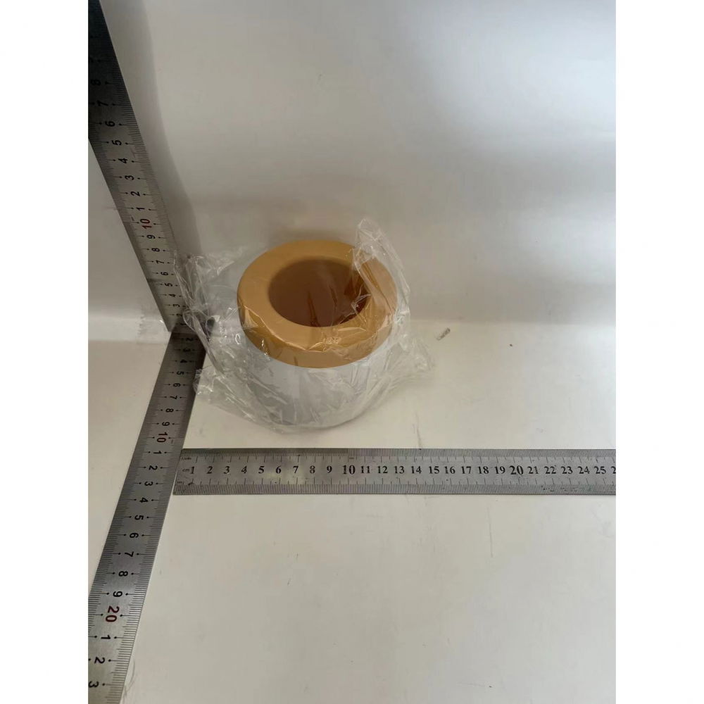 Tava de gheata din silicon cu capac, forma de gheata pentru racirea bauturilor, in forma de pahar, silicon fara bpa, cuburi de gheata, 9x8.5x8 cm, galben [8]